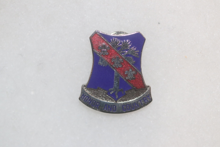 US ARMY 327th GLIDER INFANTRY REGIMENT 101ST AIRBORNE DIVISION ENAMEL DISTINCTIVE CREST DI