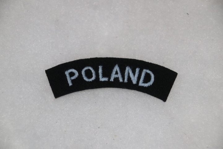 WW2 POLISH POLAND ENLISTED MAN'S CLOTH SHOULDER TITLE IN ROYAL AIR FORCE RAF