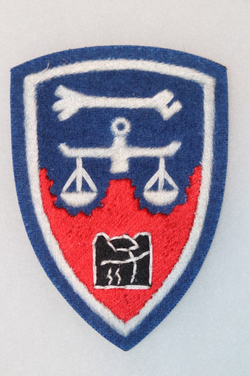 GOOD COPY US ARMY WW2 GERMAN WAR CRIMES TRIAL NUREMBURG CLOTH PATCH