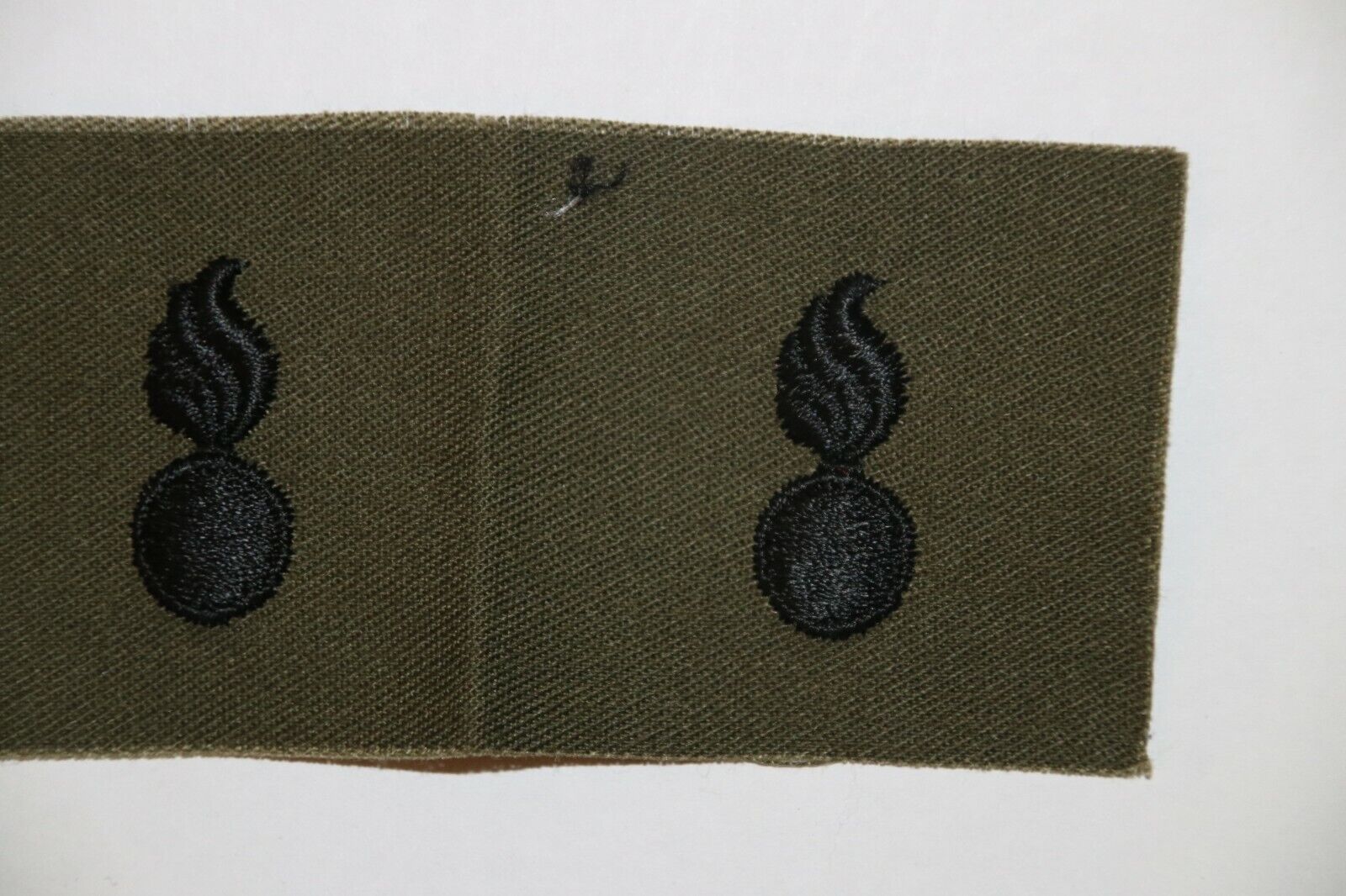ORIGINAL US VIETNAM ORDNANCE CORPS OFFICER'S SUBDUED CLOTH COLLAR BADGES