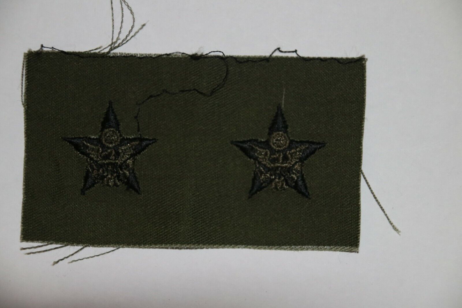 ORIGINAL US VIETNAM GENERAL STAFF OFFICER'S SUBDUED CLOTH COLLAR BADGES