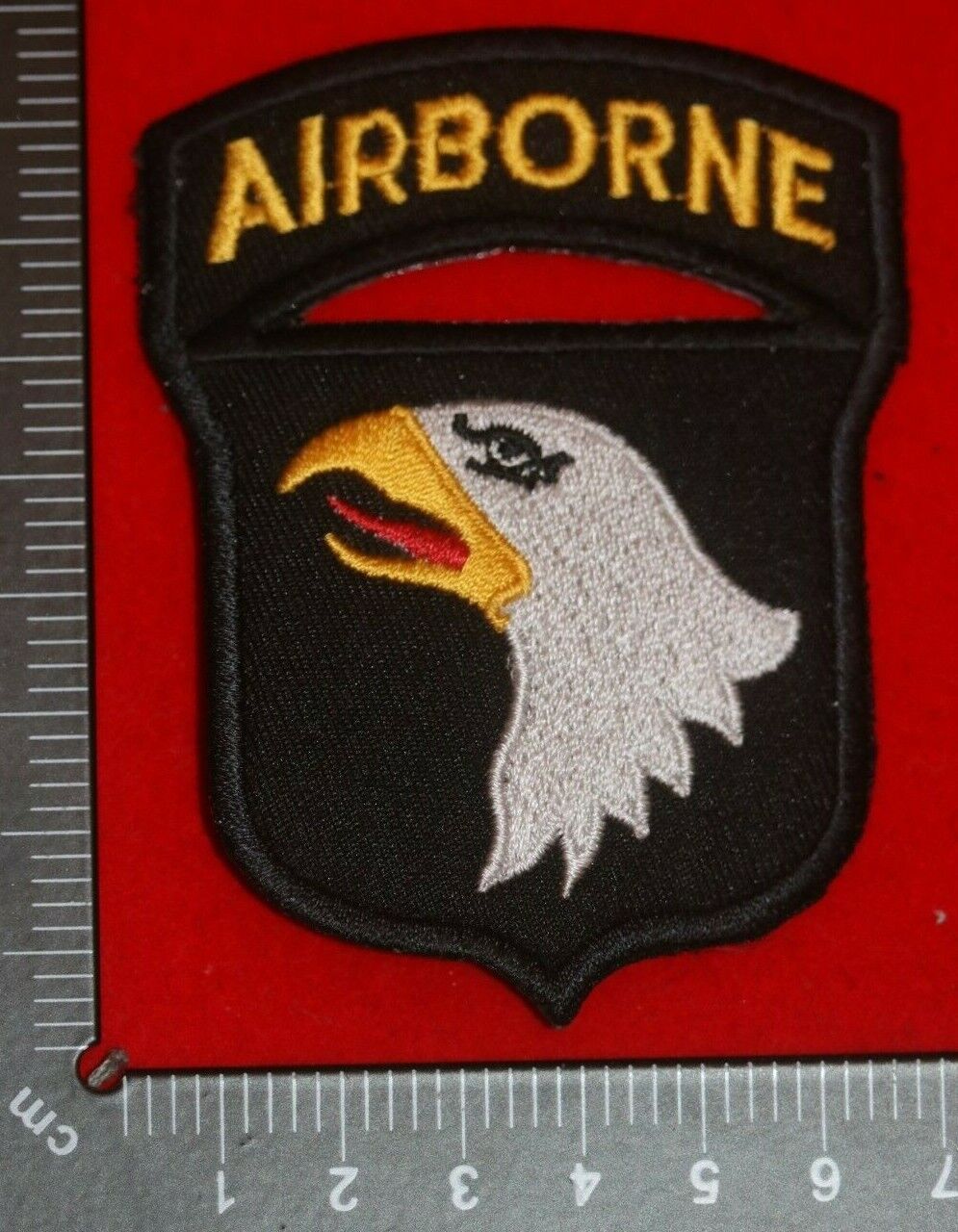 101ST AIRBORNE US ARMY BUDGET CLOTH SLEEVE PATCH ONE PIECE GOOD COPY OF WWII