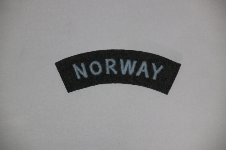 WW2 BRITISH RAF ROYAL AIR FORCE NORWAY NATIONALITY CLOTH SHOULDER TITLE OFFICER'S
